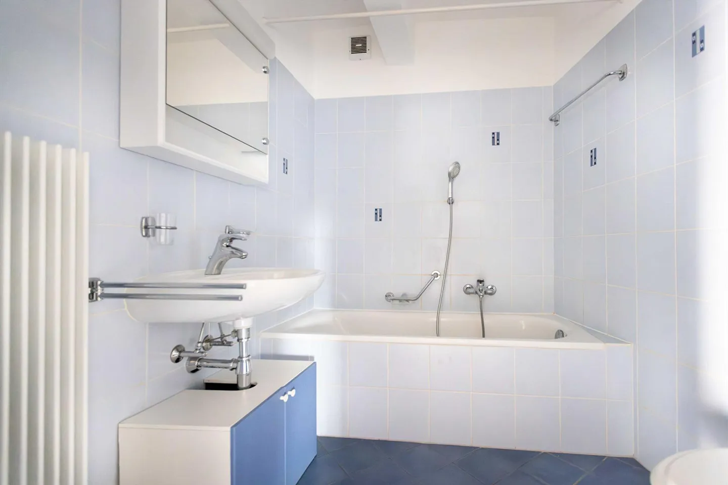 EIGENTUM VON 4 RENOVIERTEN WOHNUNGEN IN SONVICO - Foto 5 von 10
