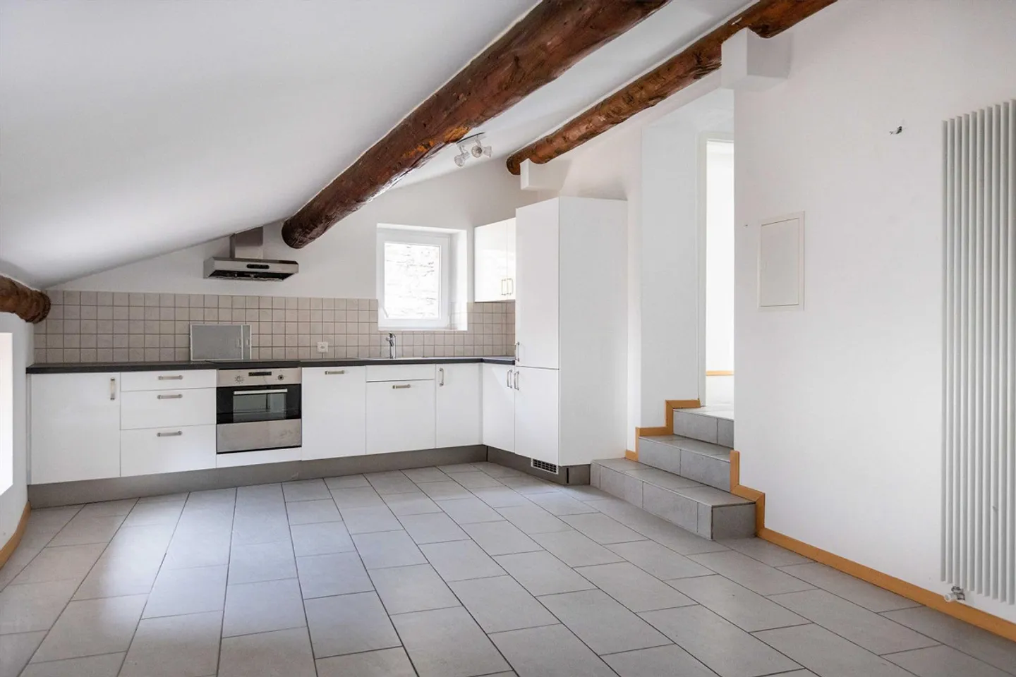 EIGENTUM VON 4 RENOVIERTEN WOHNUNGEN IN SONVICO - Foto 7 von 10
