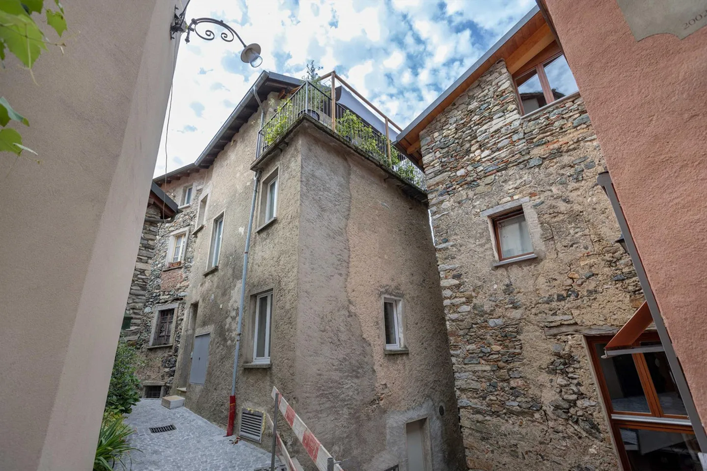 EIGENTUM VON 4 RENOVIERTEN WOHNUNGEN IN SONVICO - Foto 10 von 10