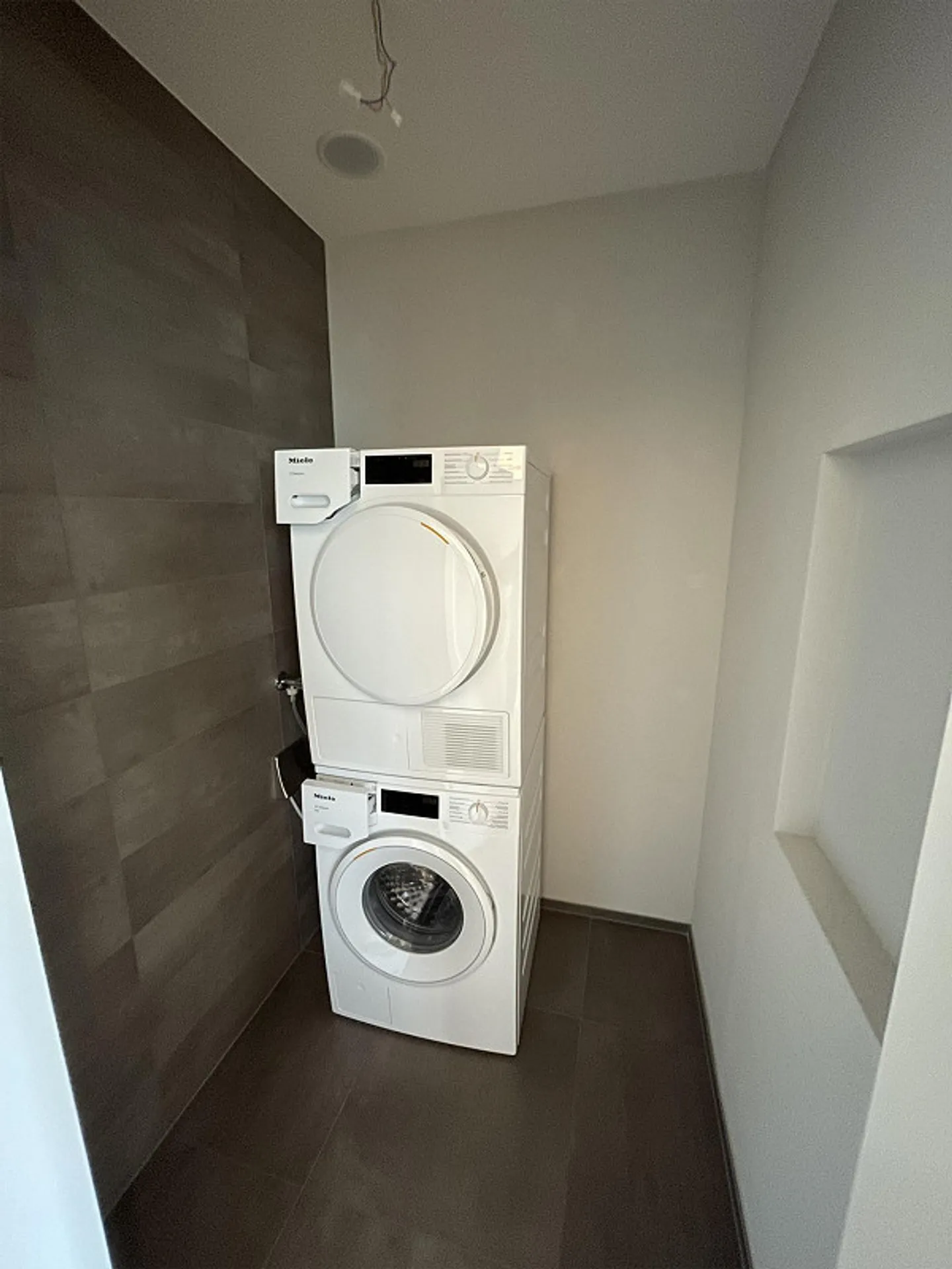 Moderne Wohnung im Park - Foto 7 von 7