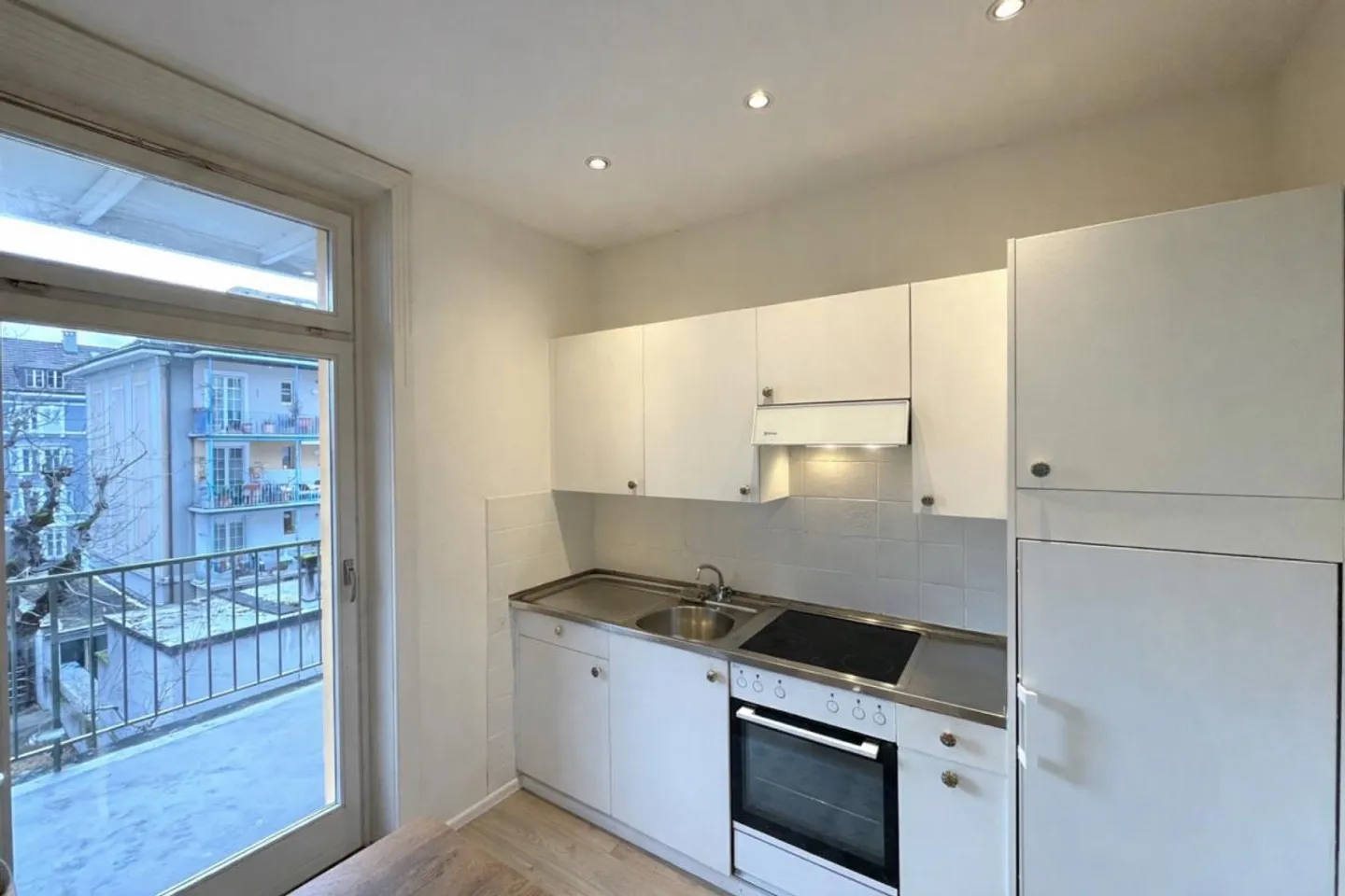 Appartamento 3 locali accogliente in posizione centrale - Foto 3 di 5