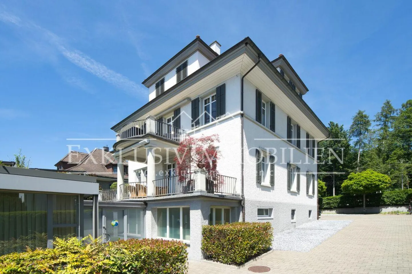 Art Nouveau in its most beautiful form - Exclusive villa with pavilion - Photo 2 of 9