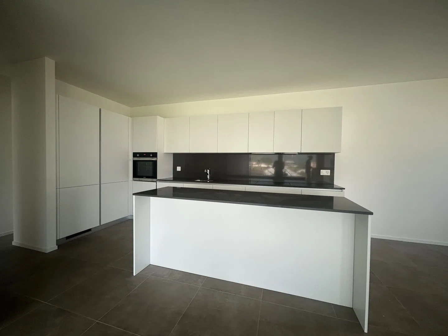 Nouveaux appartements de 4,5 pièces avec grande terrasse - Photo 3 sur 12