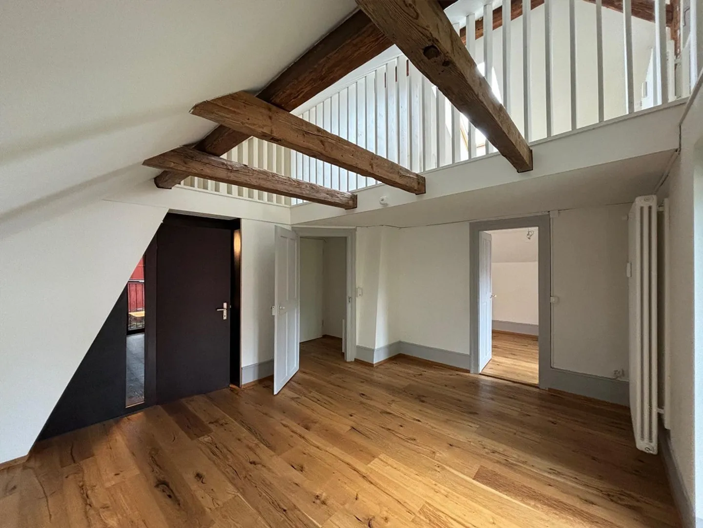 Modern 2-room gallery penthouse in the Weissenbühl district - Photo 1 of 11