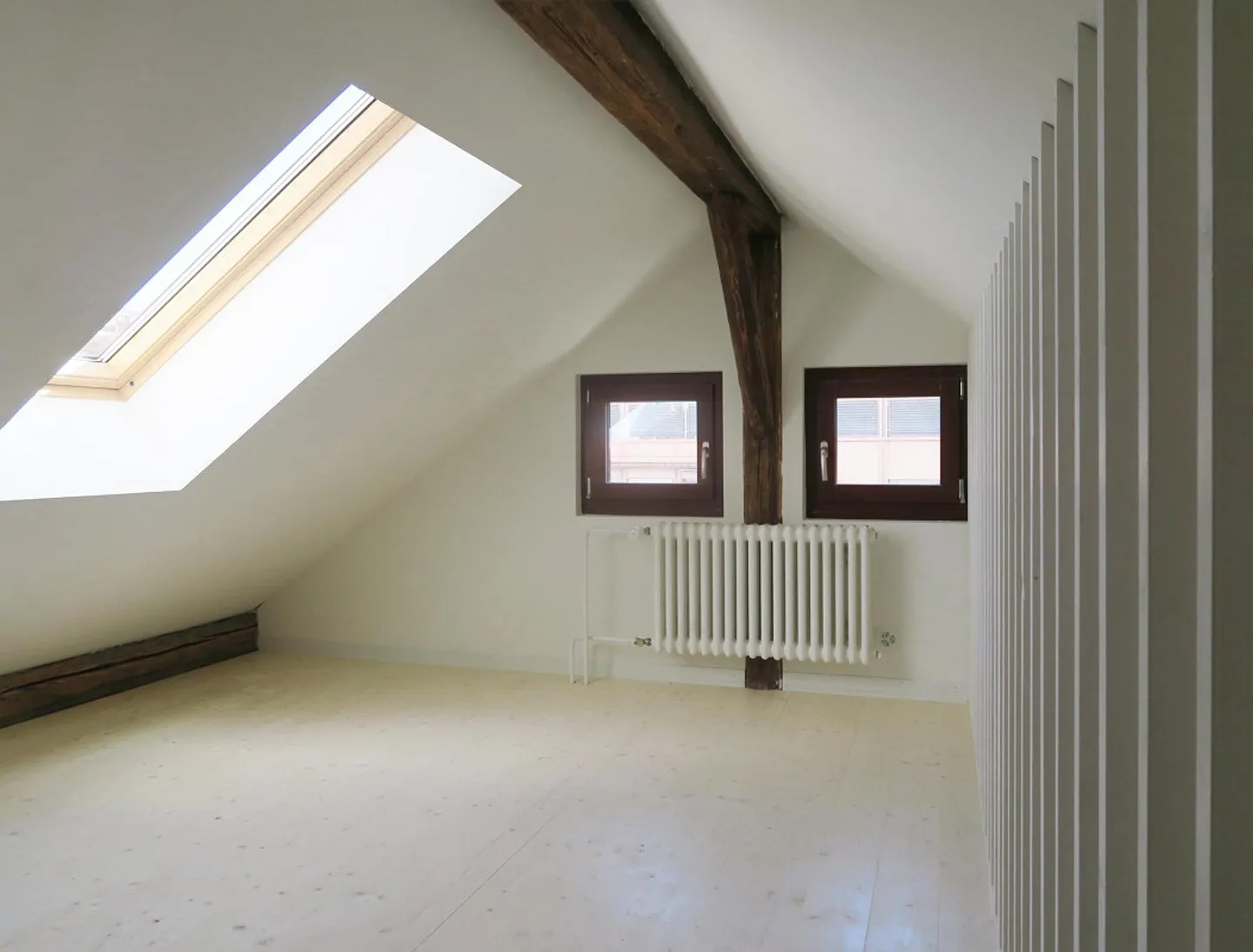 Modern 2-room gallery penthouse in the Weissenbühl district - Photo 8 of 11