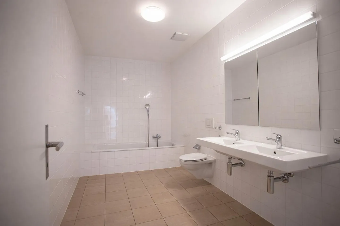 Geräumige Wohnung in ruhiger Lage - Foto 10 von 12