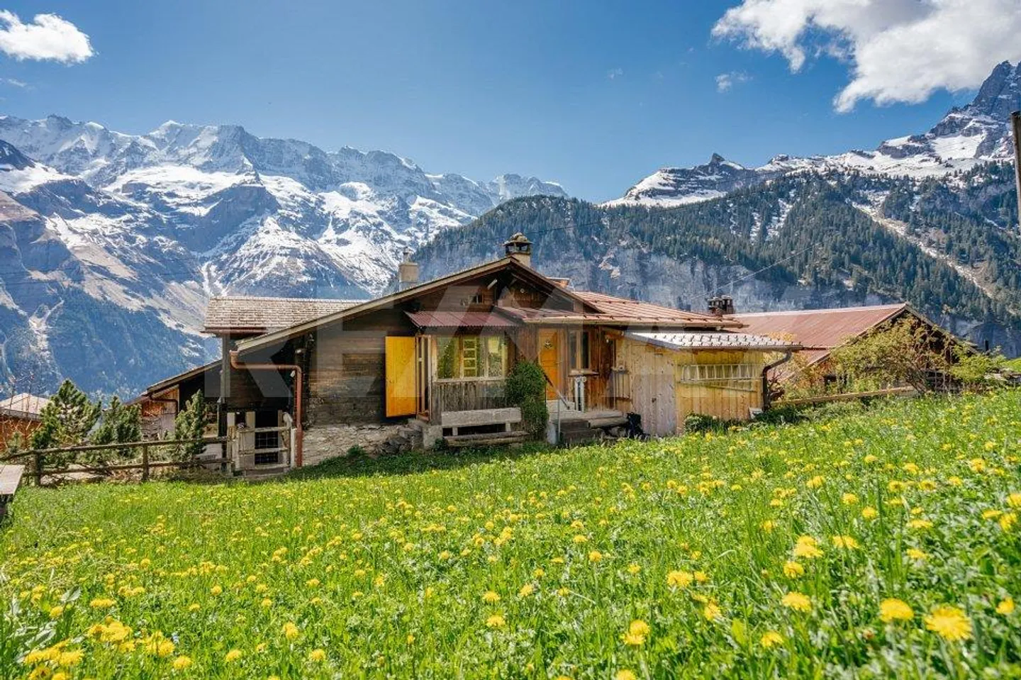 Charmante appartement de vacances 3 pièces avec vue panoramique à Gimmelwald près de Mürren - Photo 1 sur 13