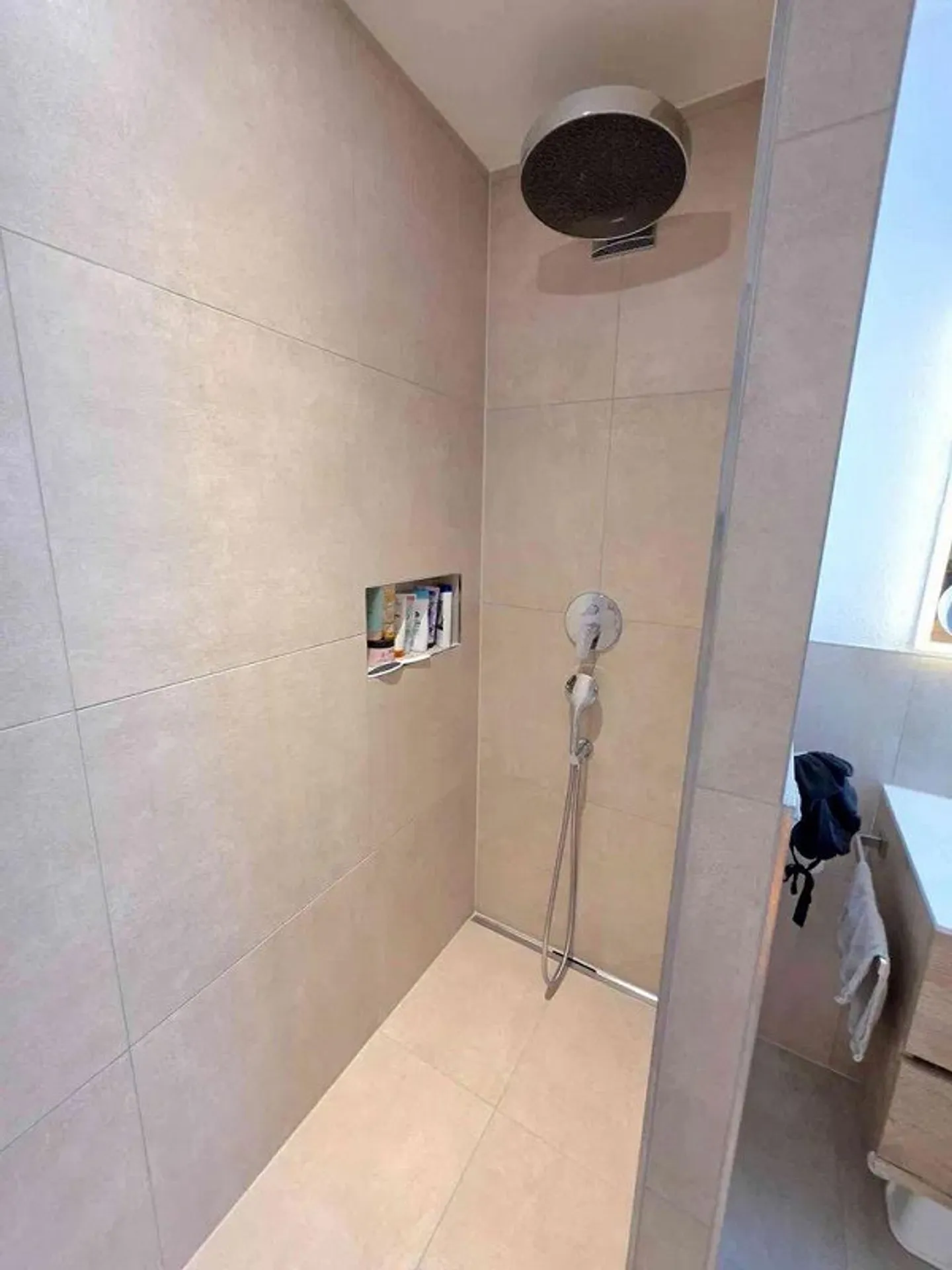 Modern 6.5-Room Semi-Detached House - Photo 11 of 17