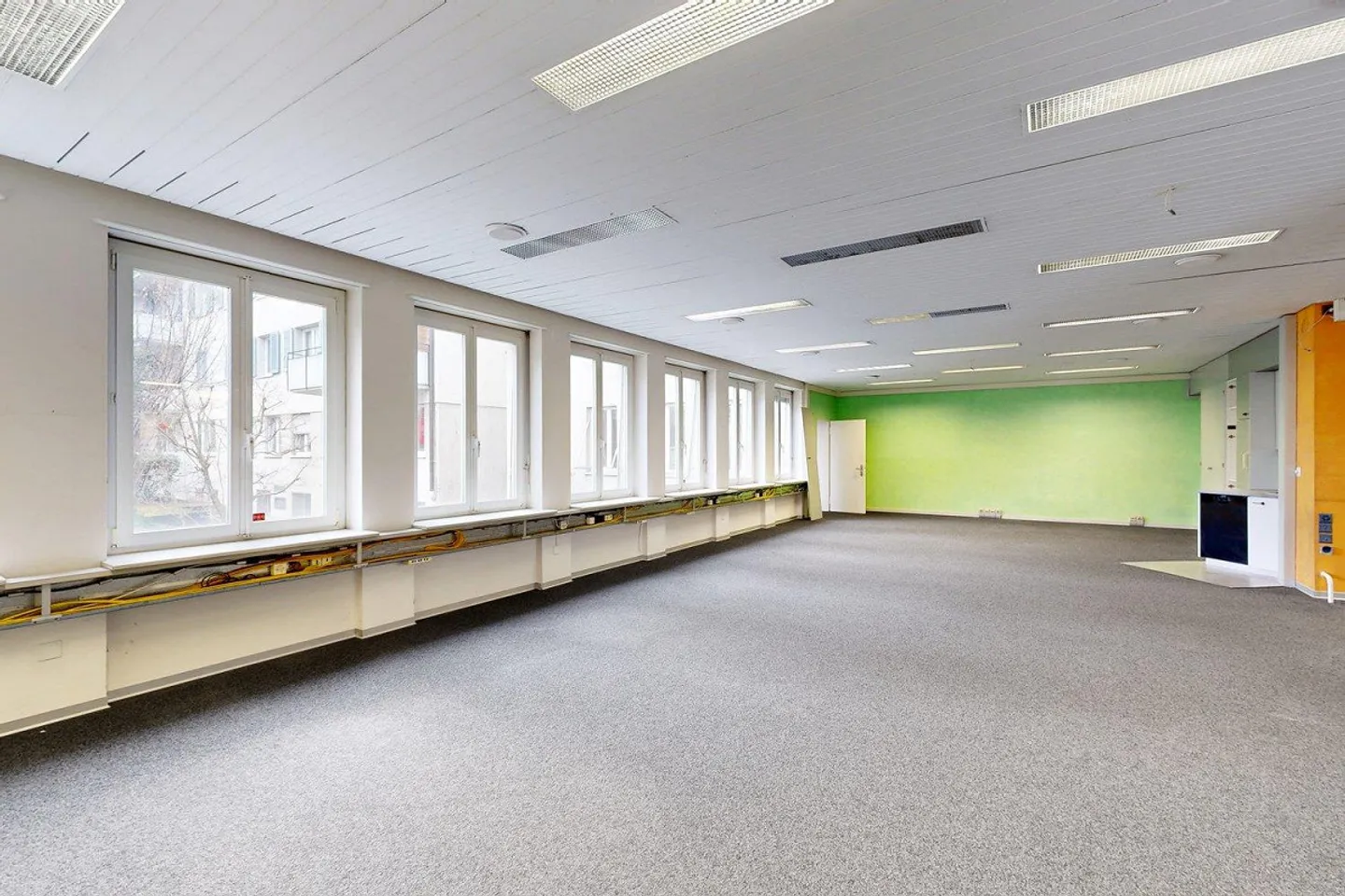 Flexible. Central. Polyvalent. - Votre nouvel espace commercial à Zurich ... - Photo 3 sur 5