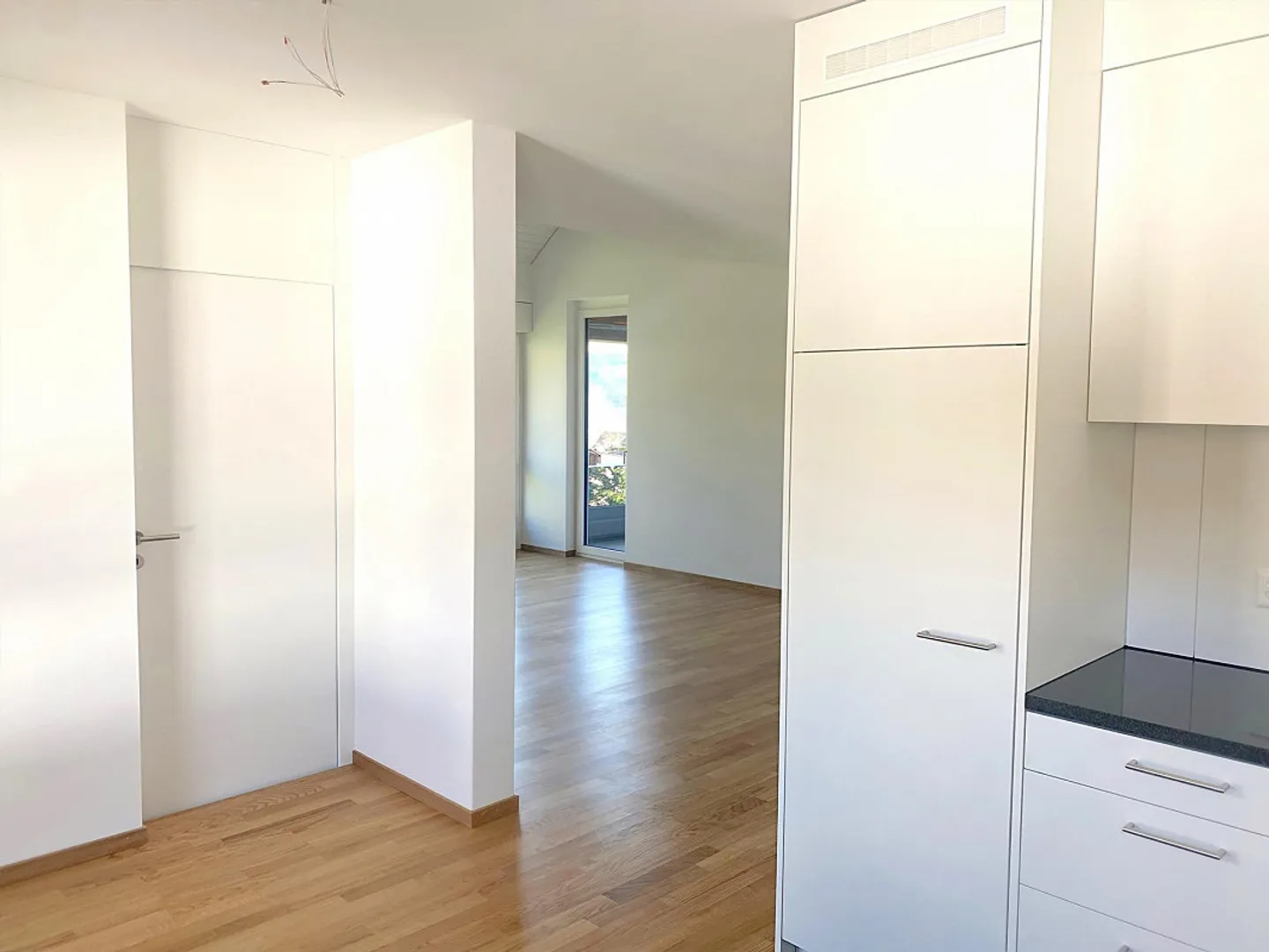 Ampio appartamento duplex di 5,5 stanze - Foto 3 di 16