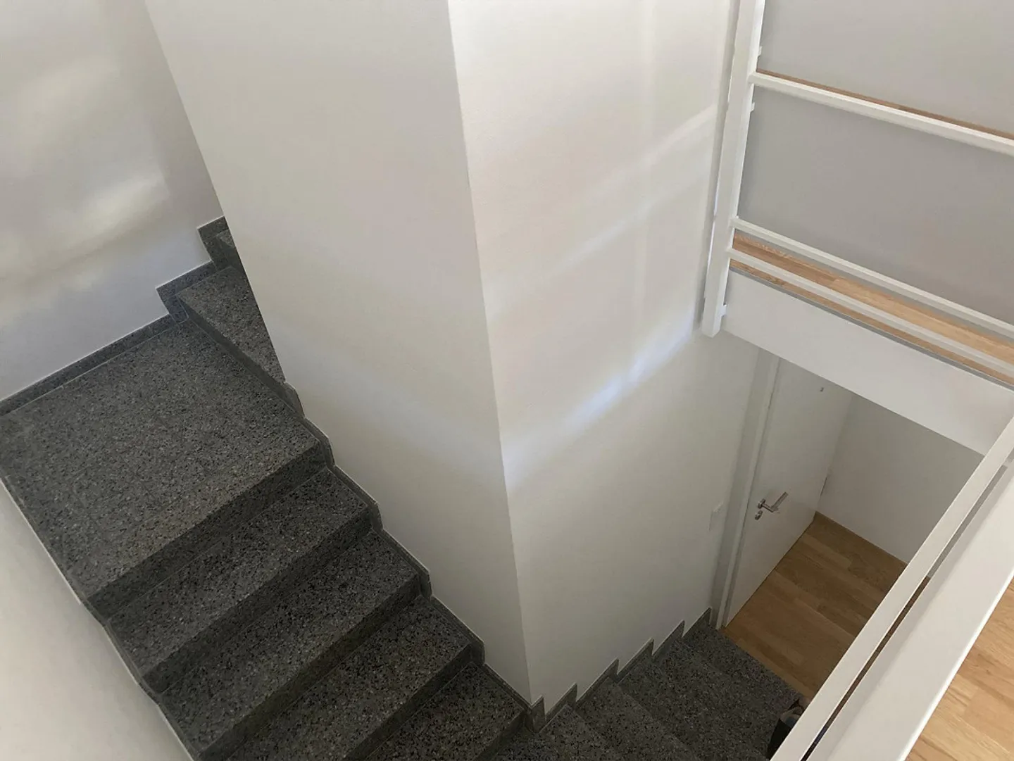Ampio appartamento duplex di 5,5 stanze - Foto 9 di 16
