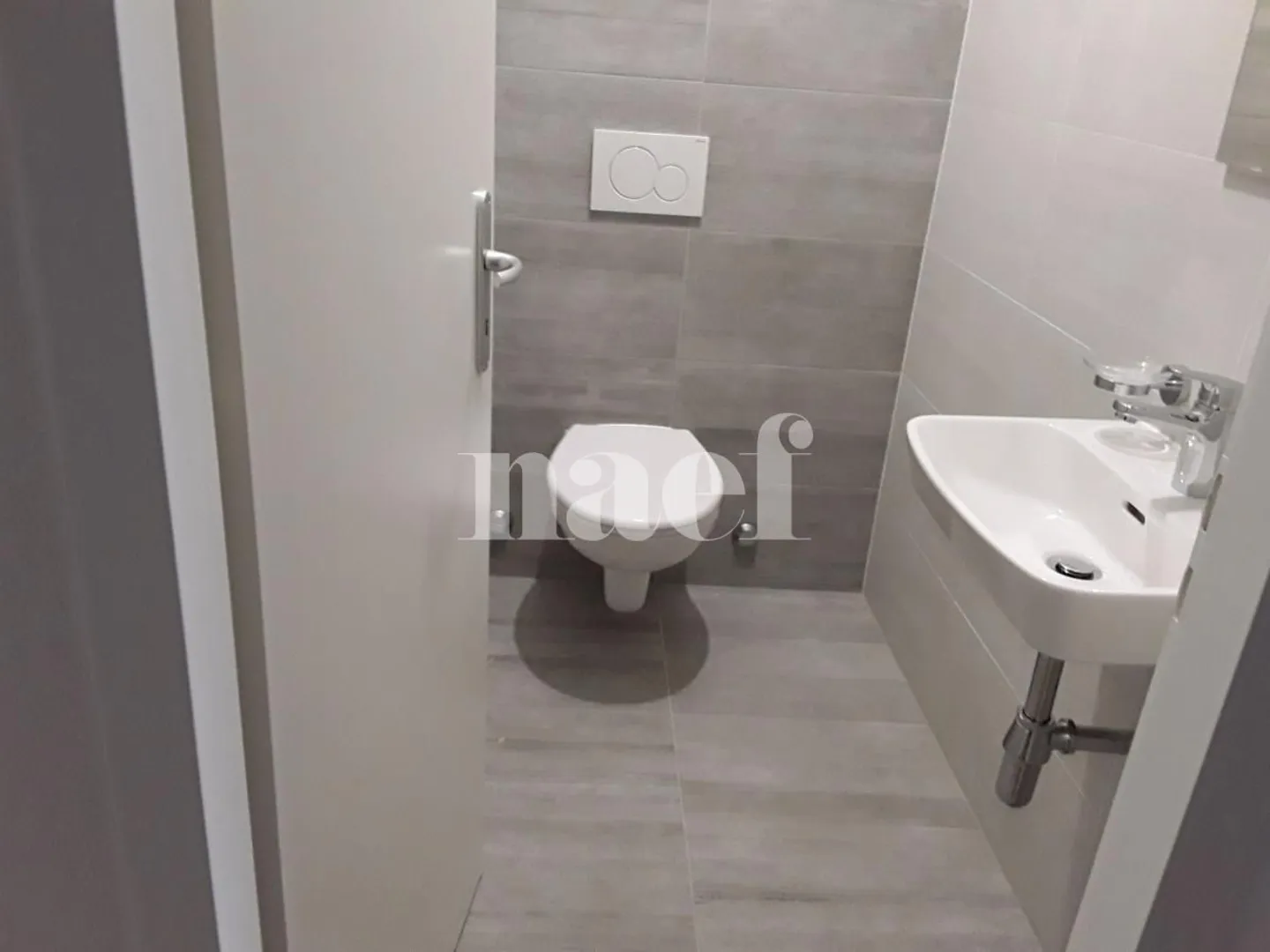 Appartement 5 pièces rénové - Photo 5 sur 6