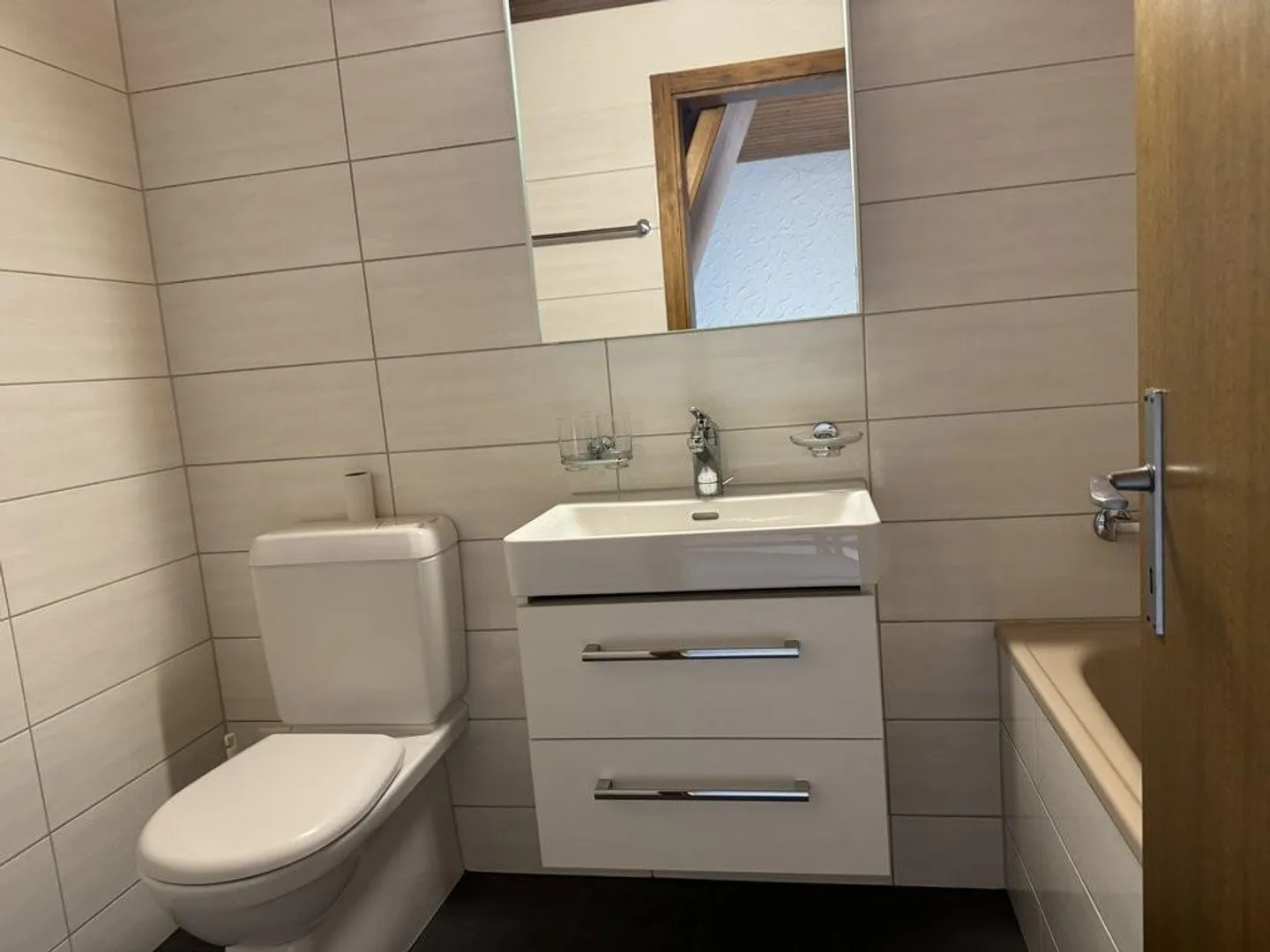 3 ½ Room Apartment, 3652 Hilterfingen - Photo 9 of 12