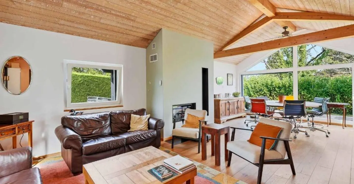 Very beautiful family villa in Terre-Sainte - Photo 6 of 12