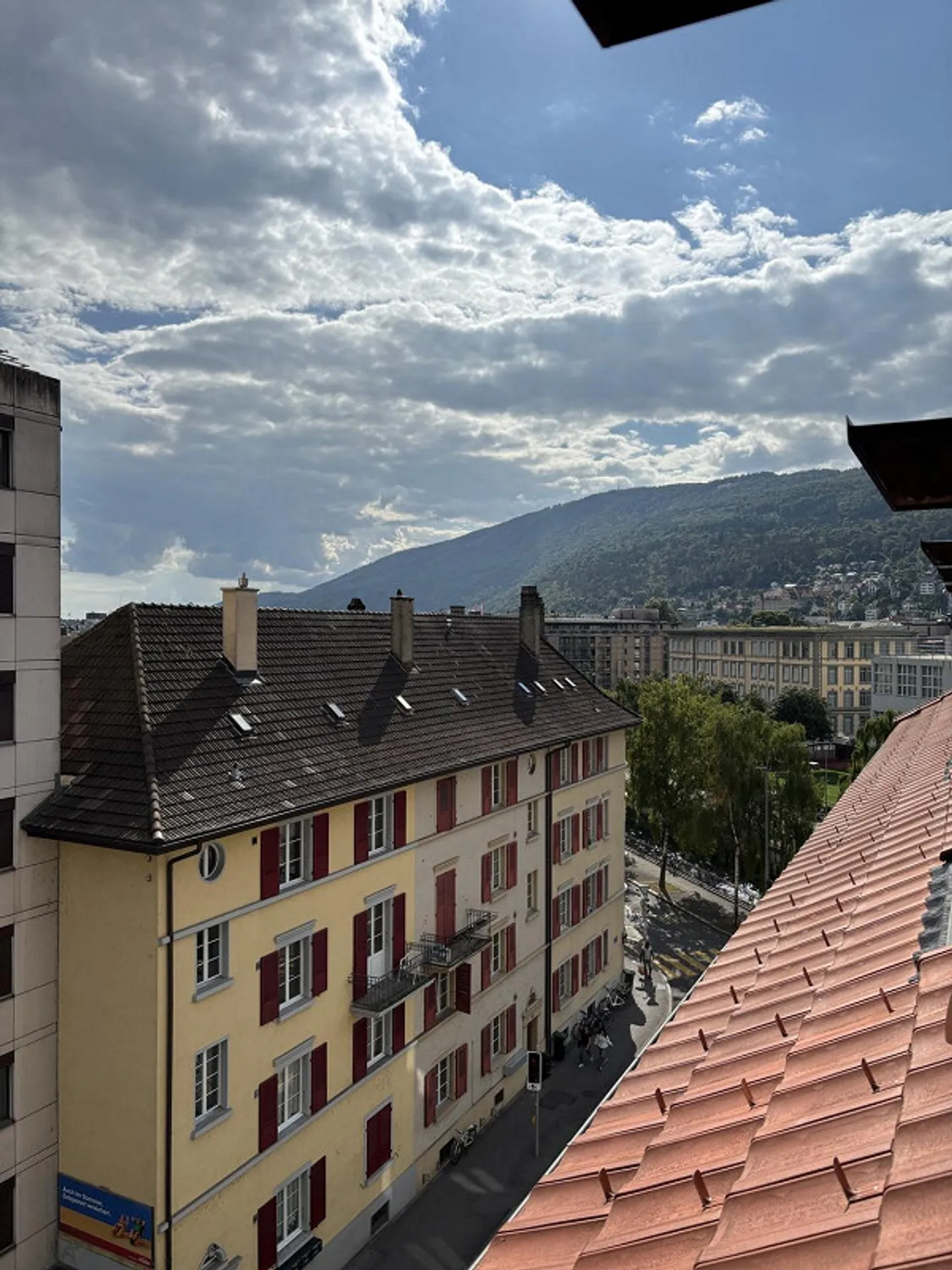 Affitto netto regalato - appartamento moderno in posizione centrale a Biel - Foto 9 di 11