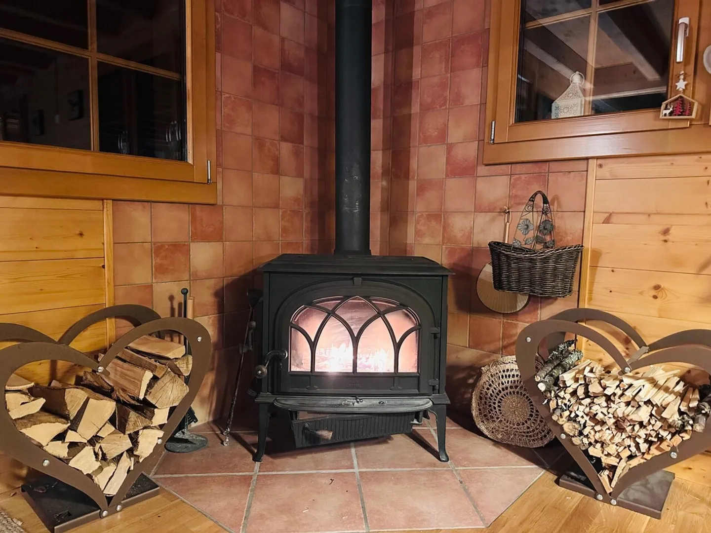 Il tuo porto tranquillo in un affascinante borgo vicino a Leysin! - Foto 2 di 25