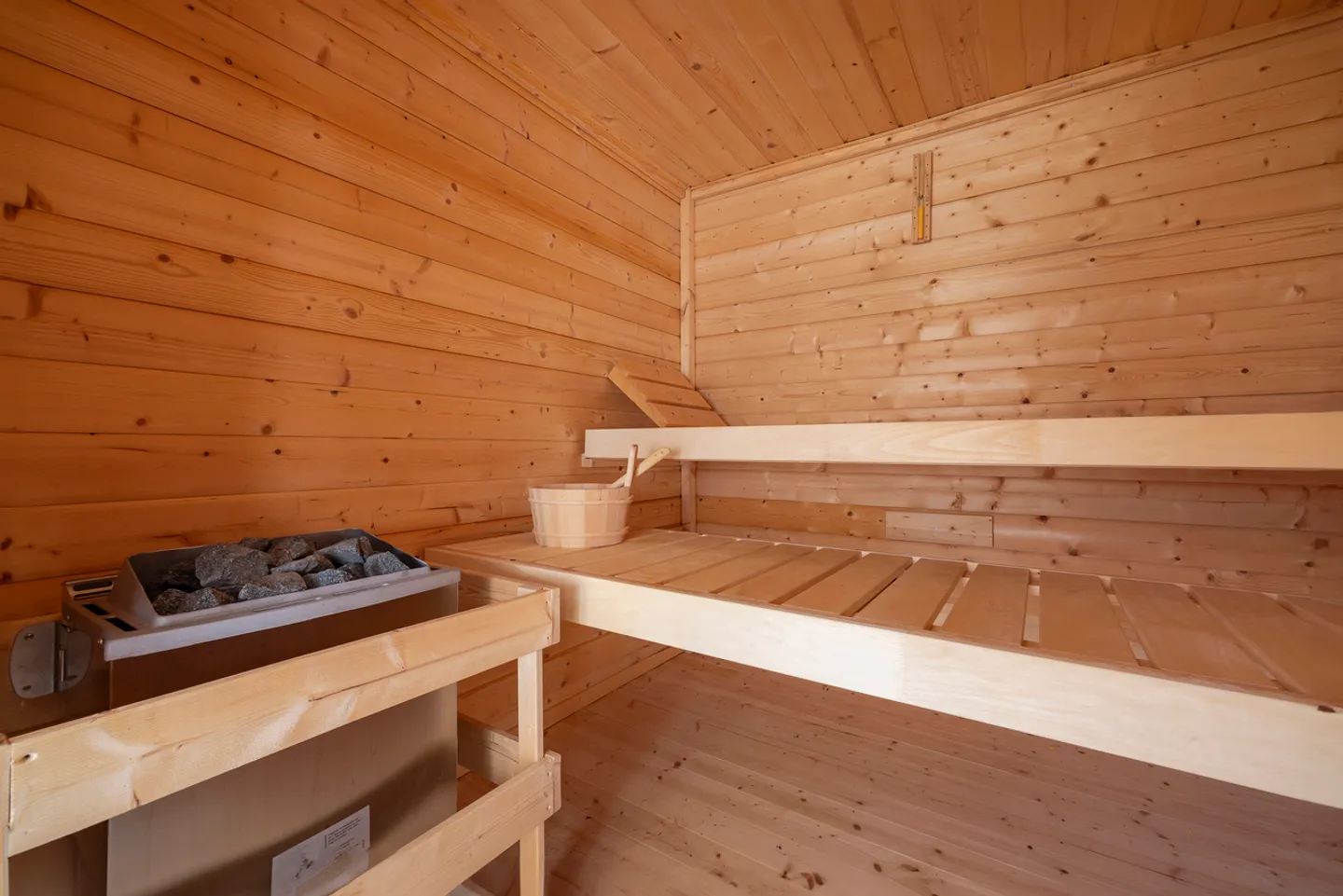 Il tuo porto tranquillo in un affascinante borgo vicino a Leysin! - Foto 12 di 25