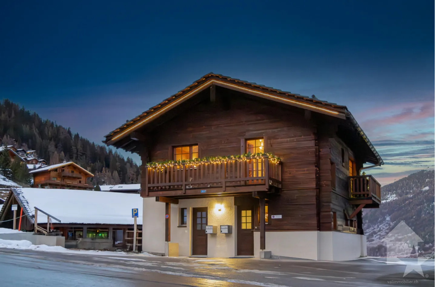 Beautiful apartment in the center of the resort - Photo 1 of 29