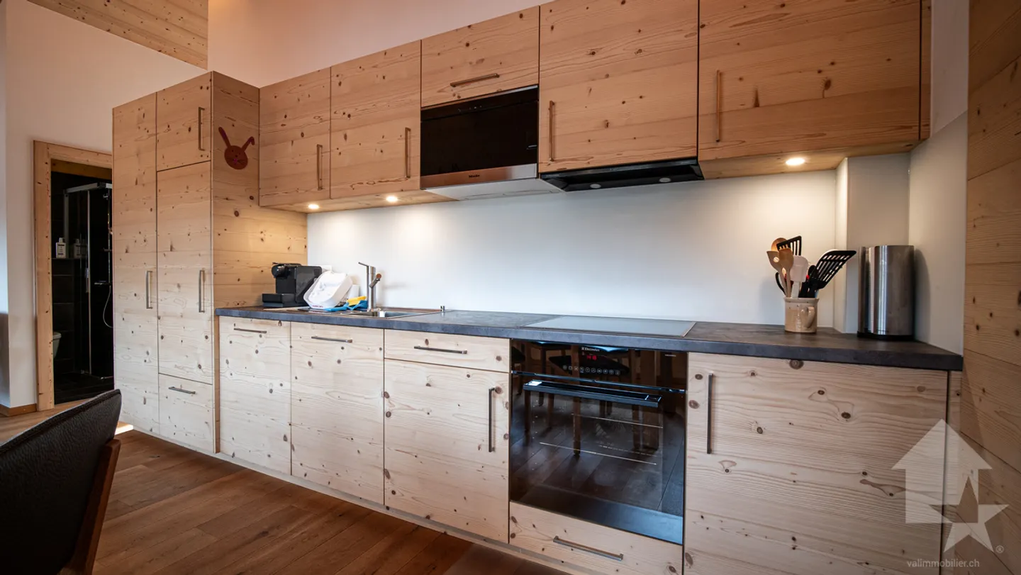 Beautiful apartment in the center of the resort - Photo 7 of 29