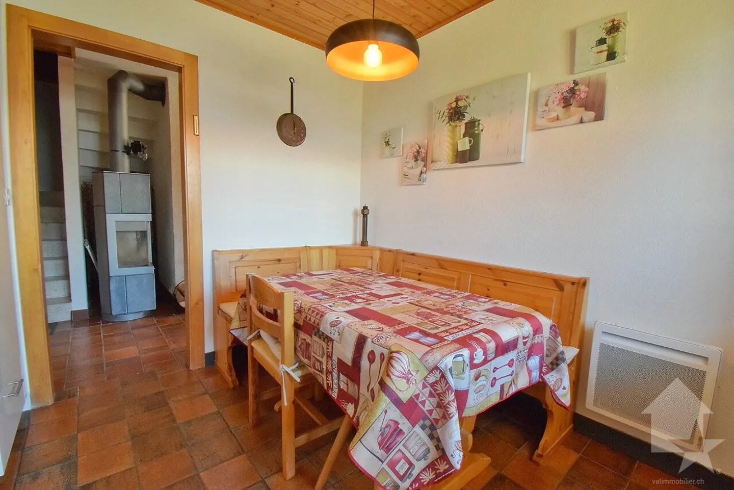 Magnificent chalet in the mountains with a magnificent panoramic view - Photo 8 of 19