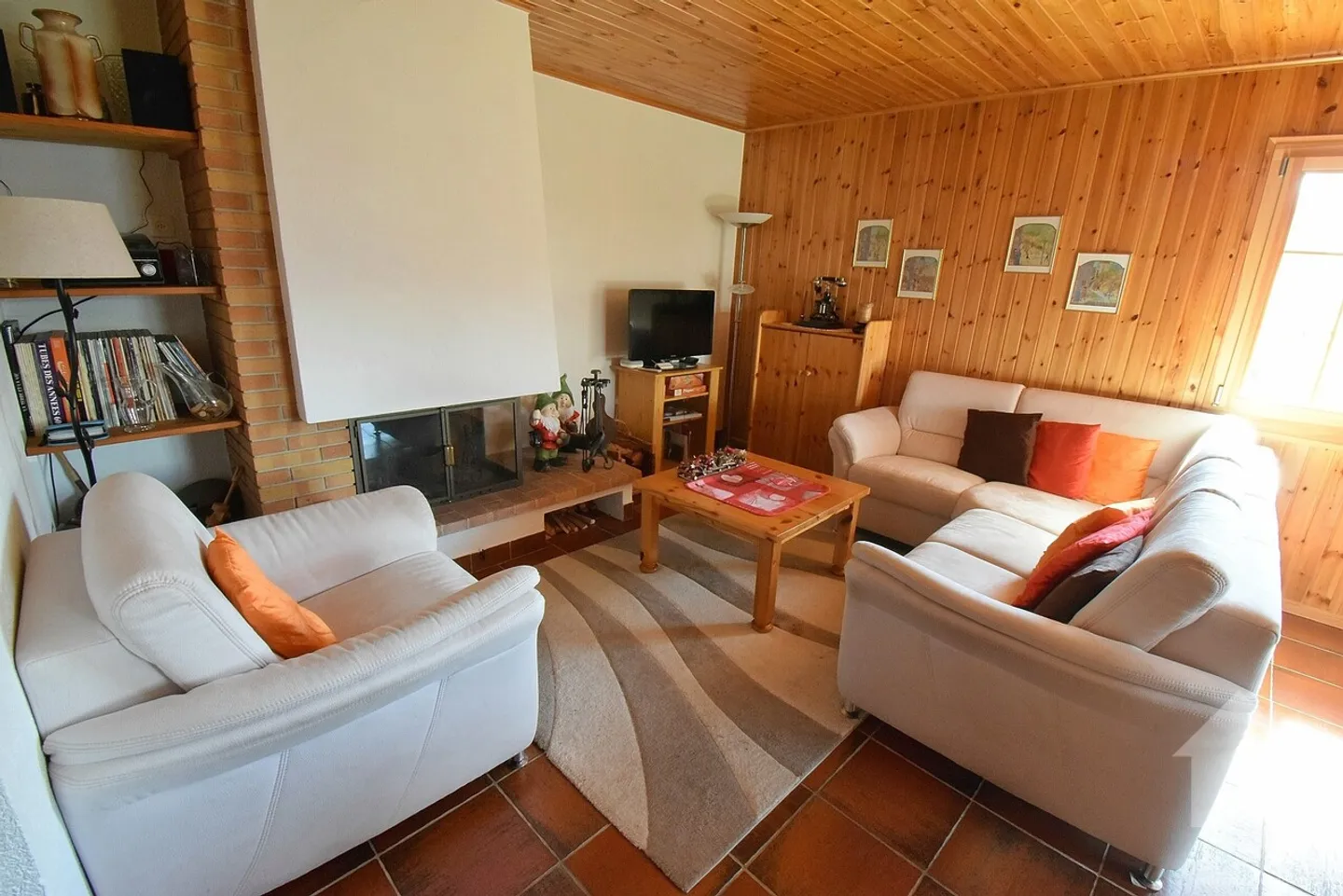 Magnificent chalet in the mountains with a magnificent panoramic view - Photo 6 of 19