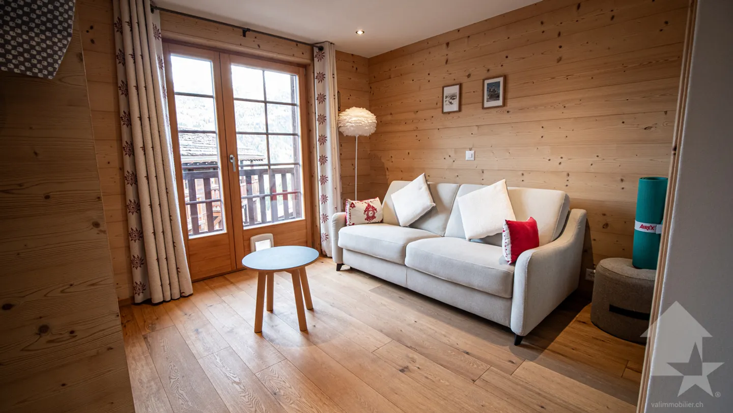 Beautiful apartment in the center of the resort - Photo 14 of 29