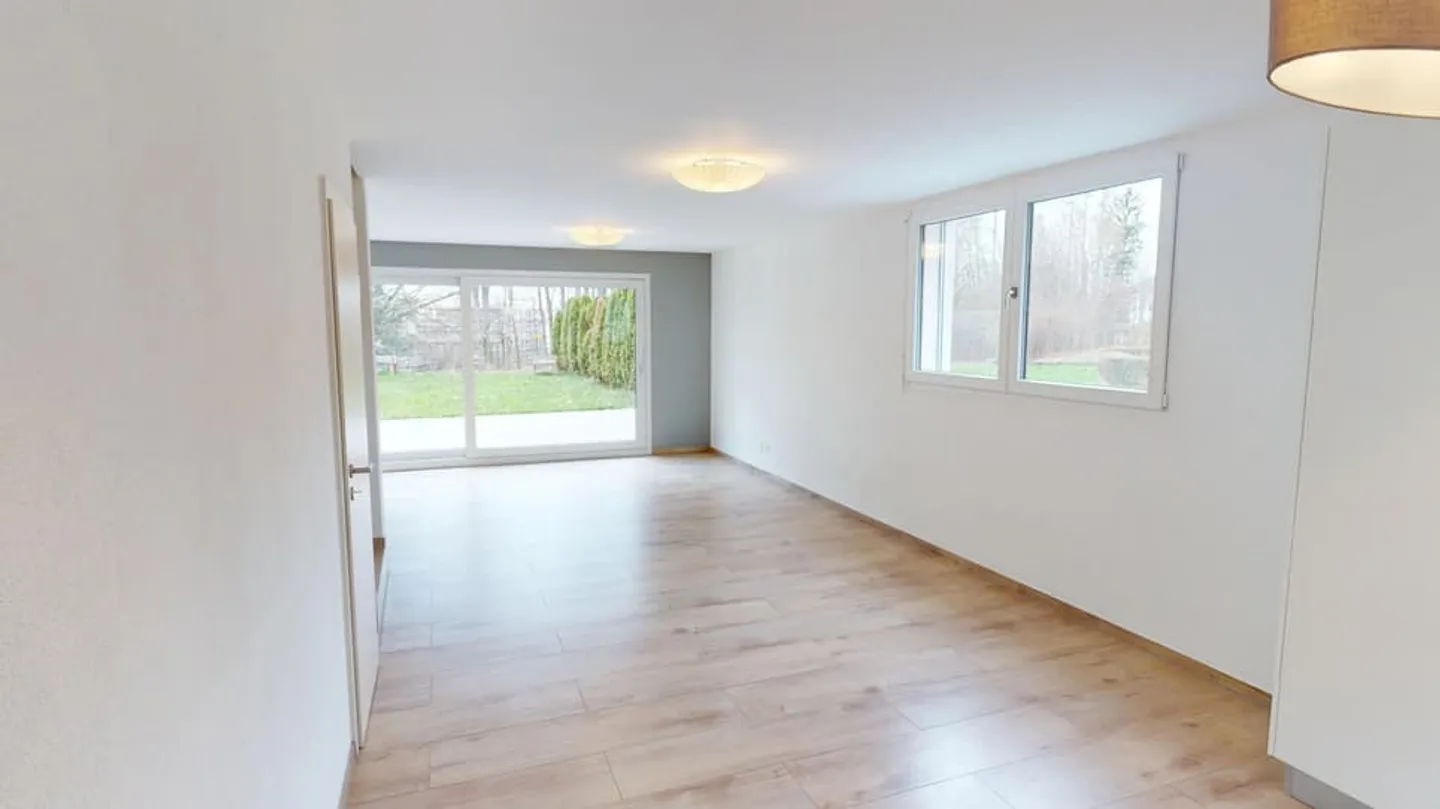 Magnifica casa a schiera con grande giardino, idealmente situata! - Foto 8 di 13