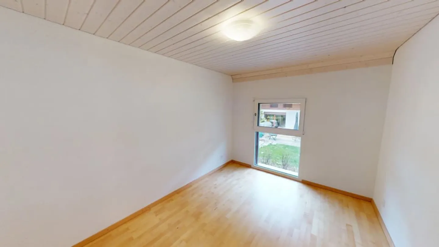 Magnifica casa a schiera con grande giardino, idealmente situata! - Foto 9 di 13