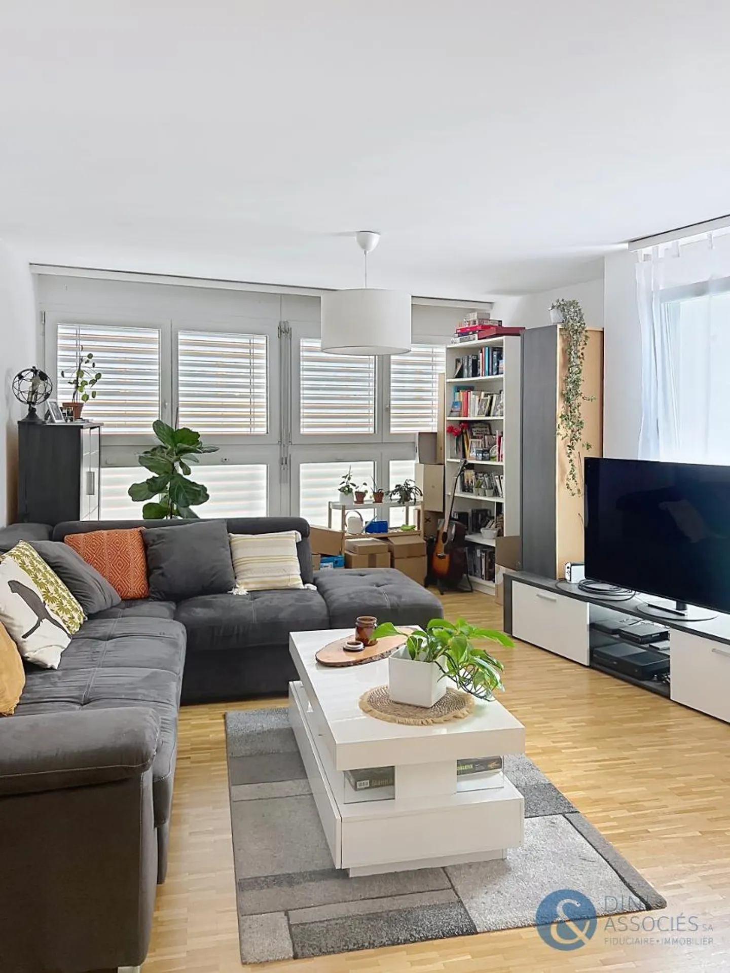 Appartement moderne à Martigny - Photo 2 sur 7