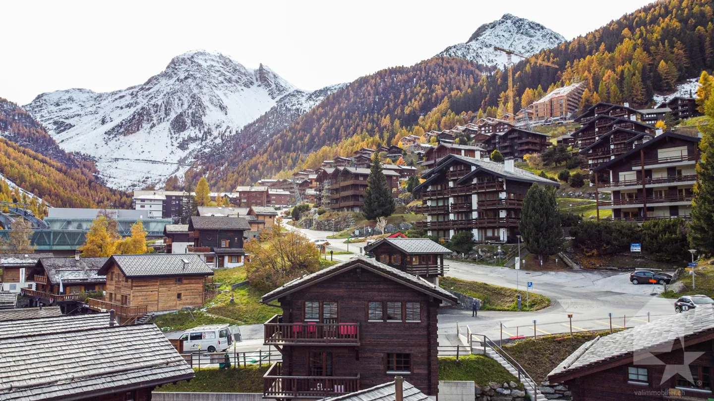 Beautiful apartment in the center of the resort - Photo 25 of 29