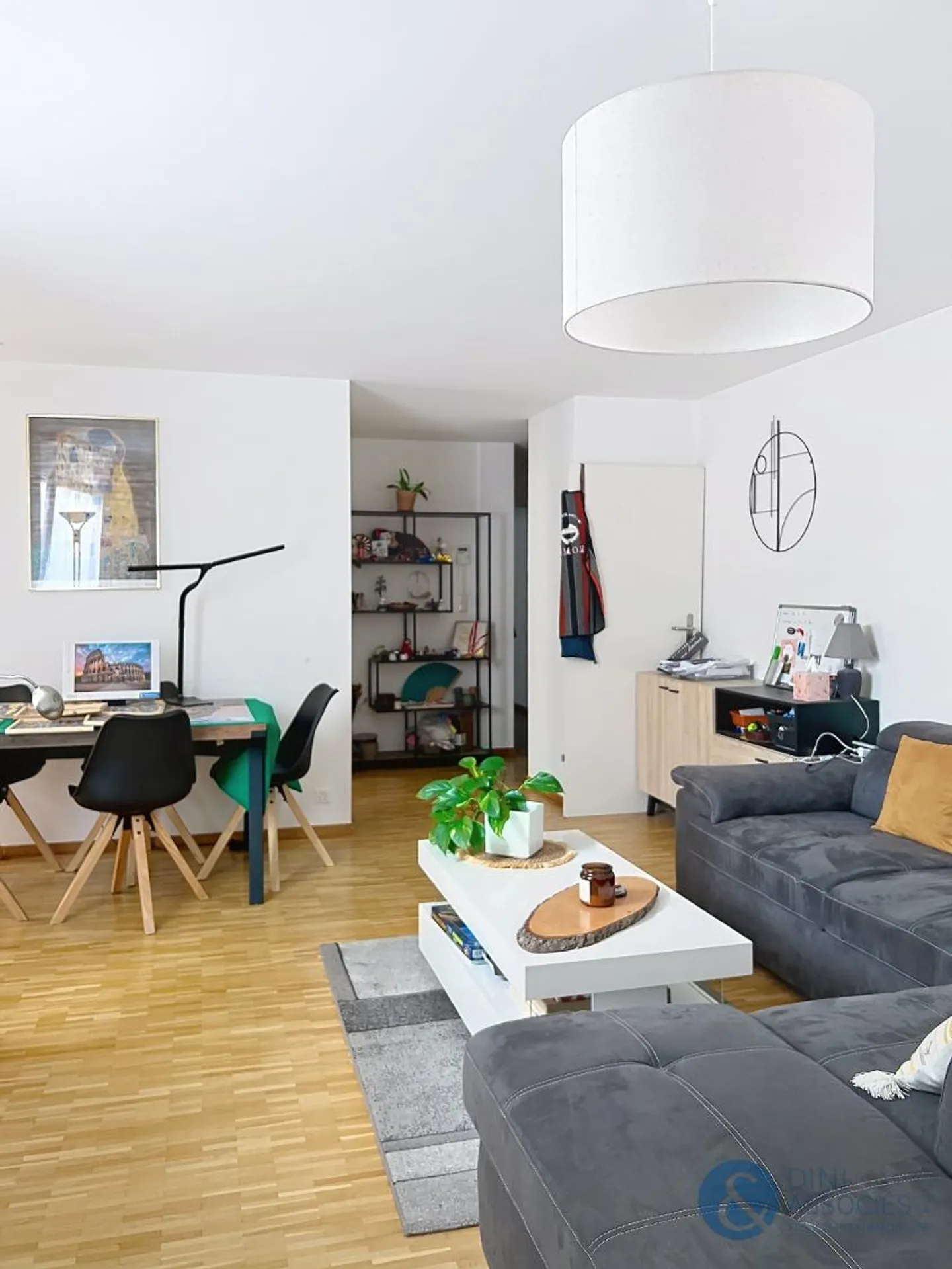 Appartement moderne à Martigny - Photo 1 sur 7