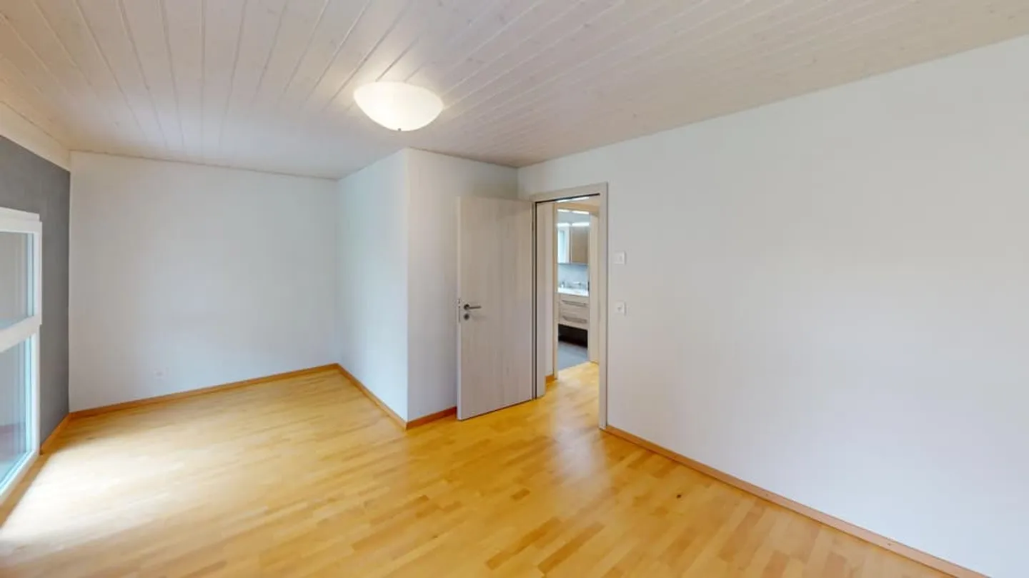 Magnifica casa a schiera con grande giardino, idealmente situata! - Foto 11 di 13