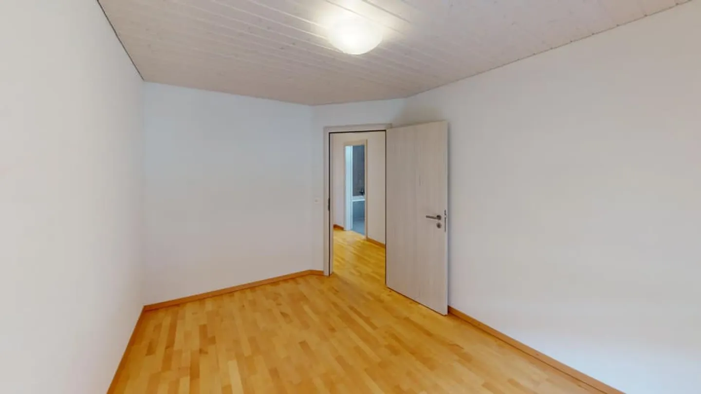 Magnifica casa a schiera con grande giardino, idealmente situata! - Foto 12 di 13