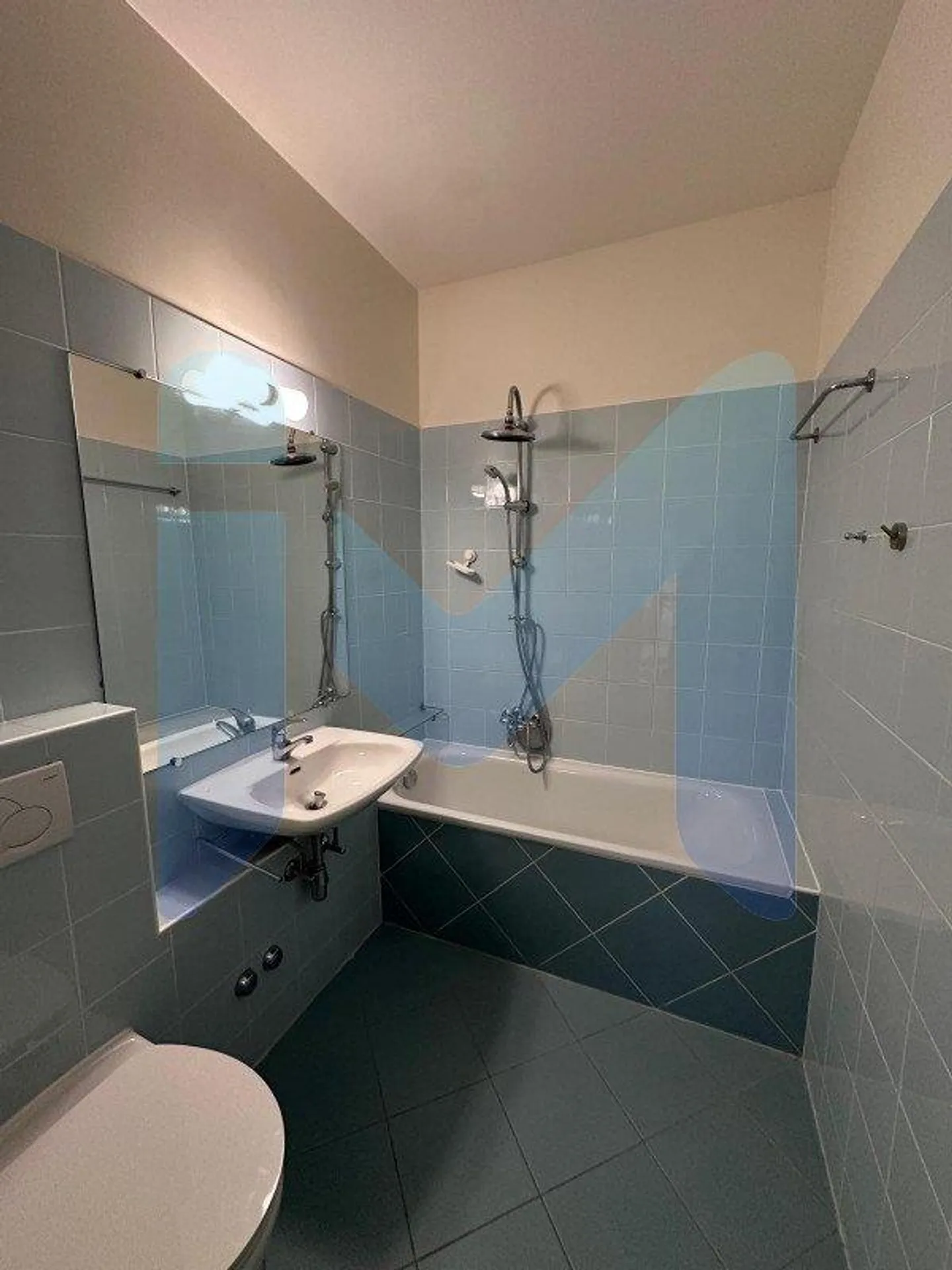 Magnificent 5.5-room apartment on the 3rd floor located in Geneva 1202 - Photo 6 of 7