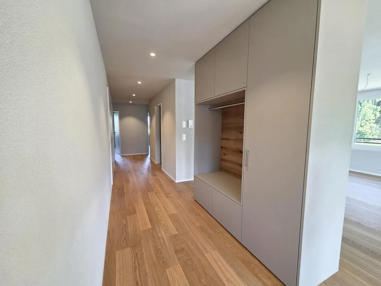 Ampio appartamento nuovo di 4.5 stanze in posizione idilliaca - Foto 6 di 11