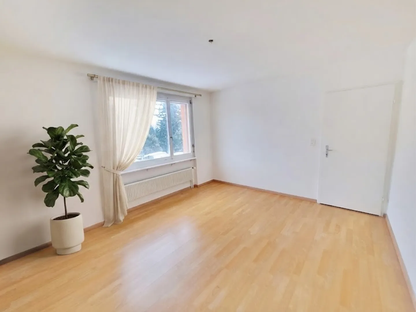 Appartamento 4.5 stanze - Foto 3 di 8