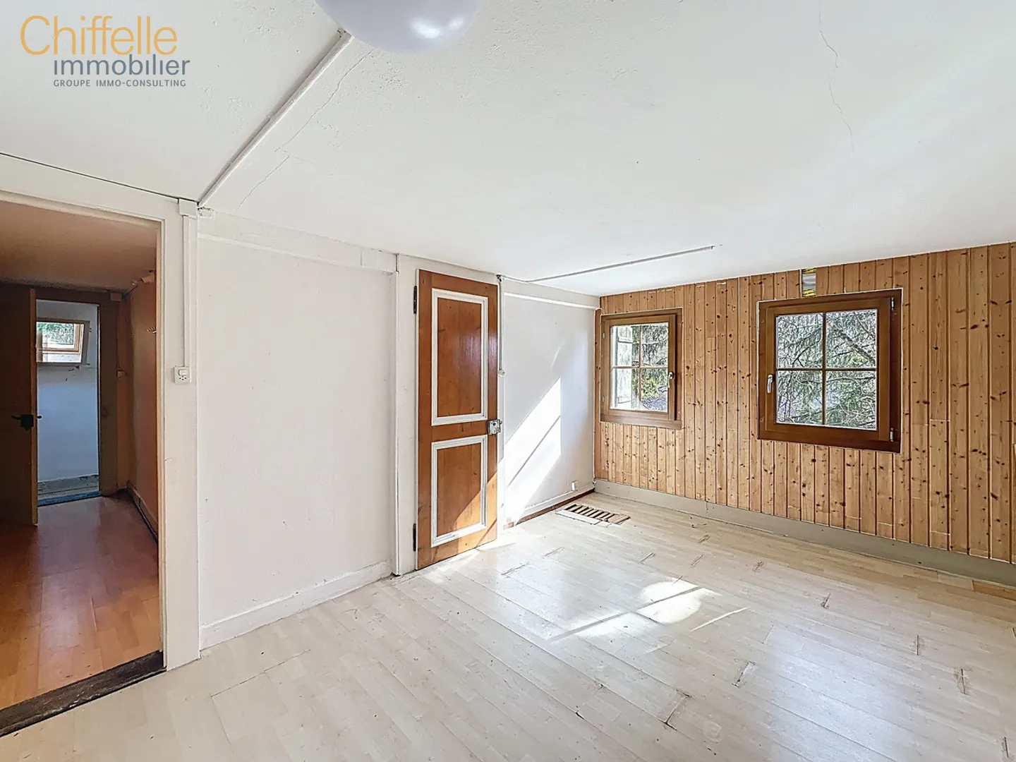 Charming Renovation Farmhouse - Photo 8 of 9