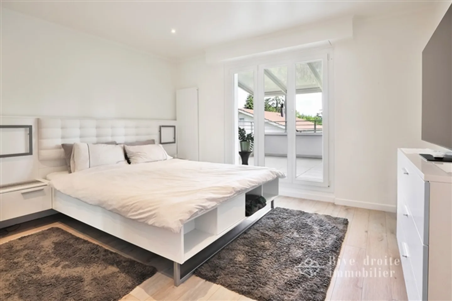 Very large villa with pool in Founex newly renovated - Photo 8 of 14