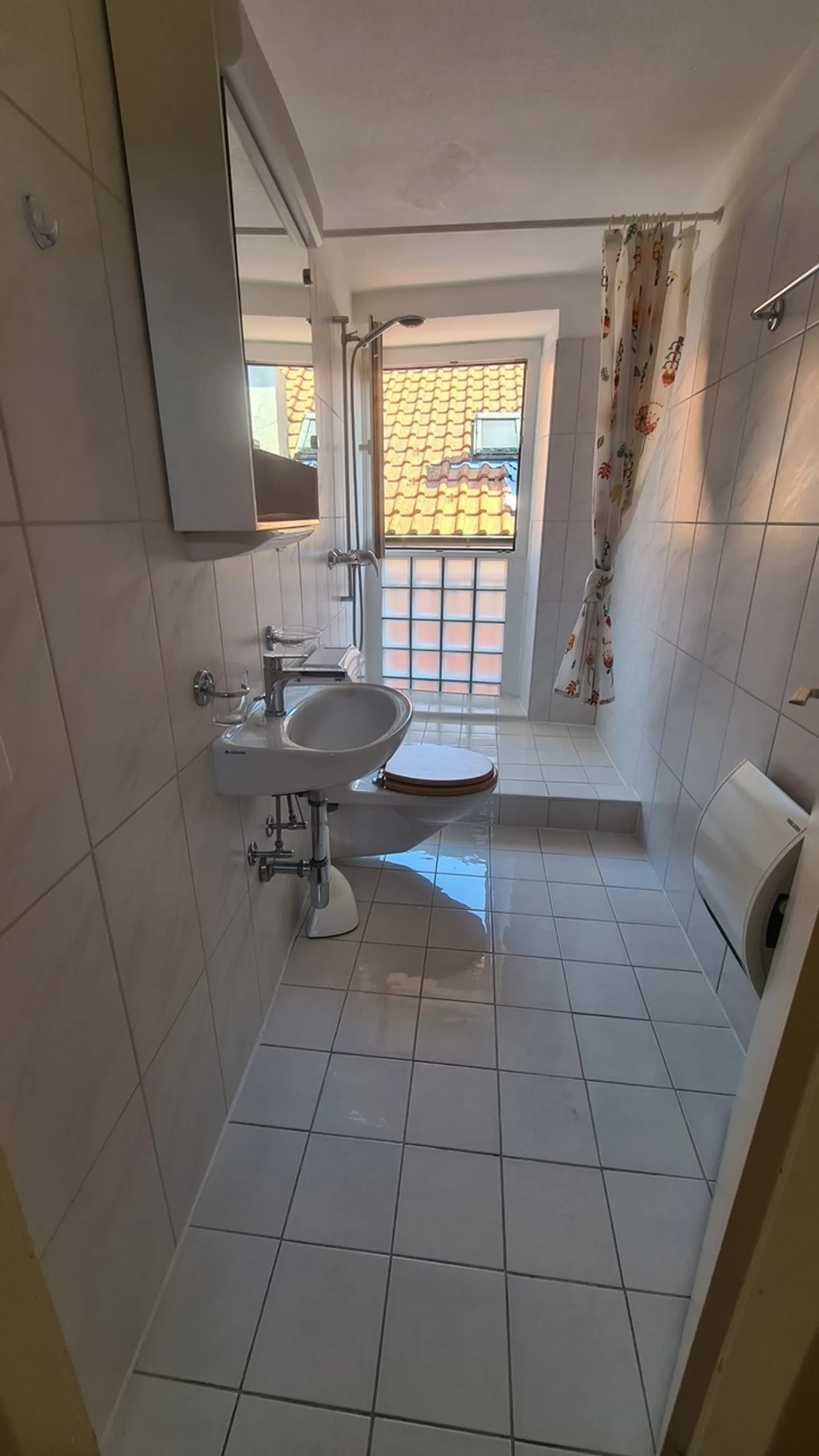 Apartment for rent - Photo 4 of 13