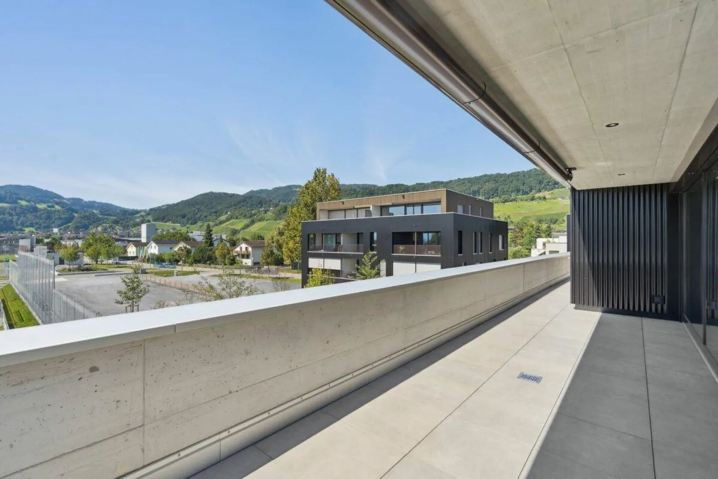 Wohnen mit Blick auf die Reben von Berneck - Überbauung Emseren, Au - Foto 4 von 13