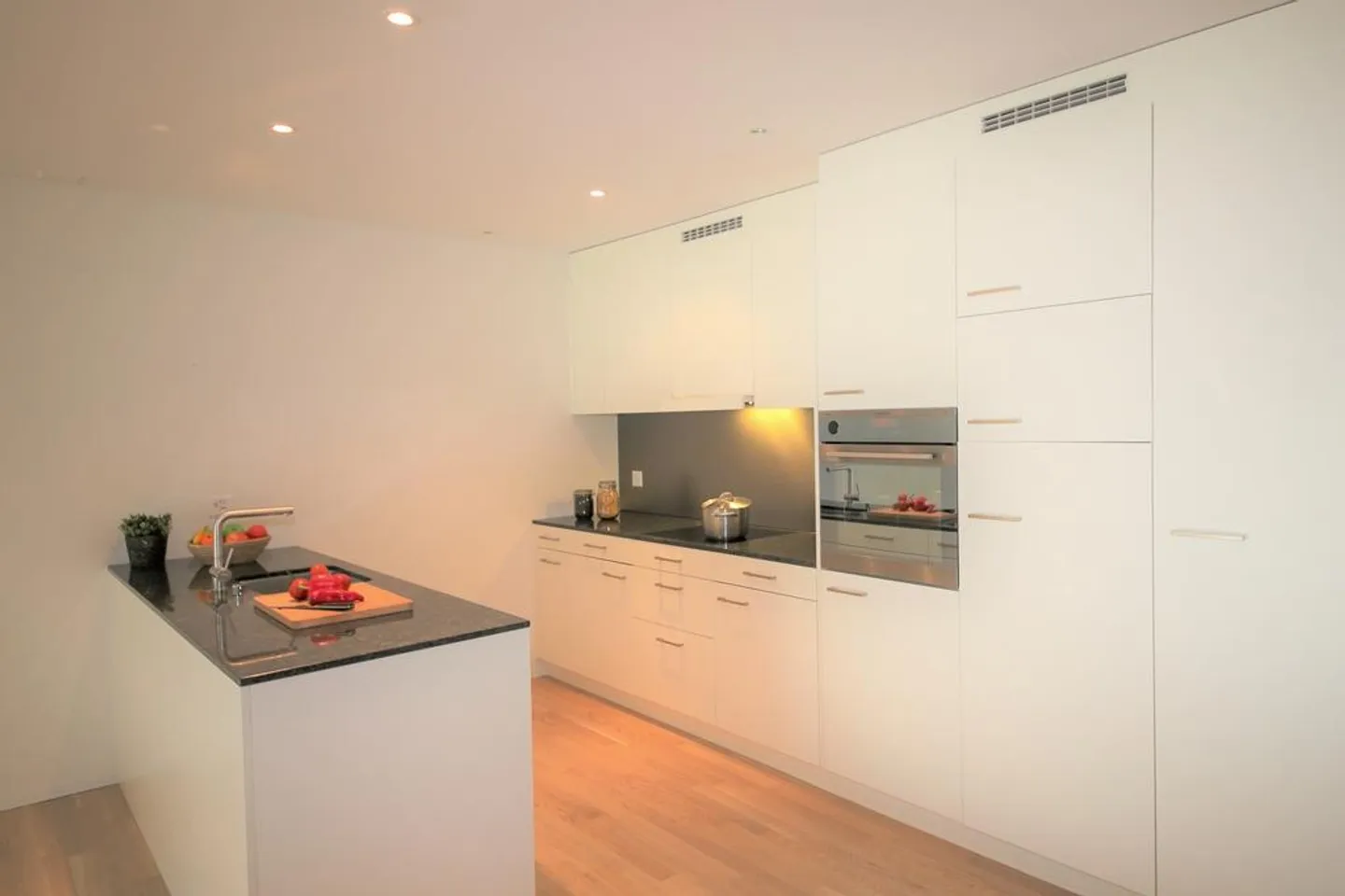Ideal 3.5 room apartment with a view of the greenery - Photo 1 of 9