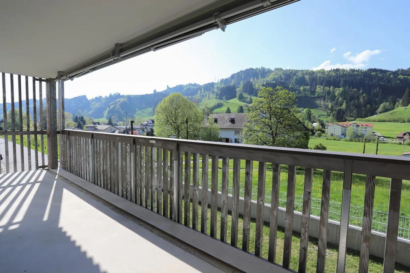 Ideal 3.5 room apartment with a view of the greenery - Photo 4 of 9