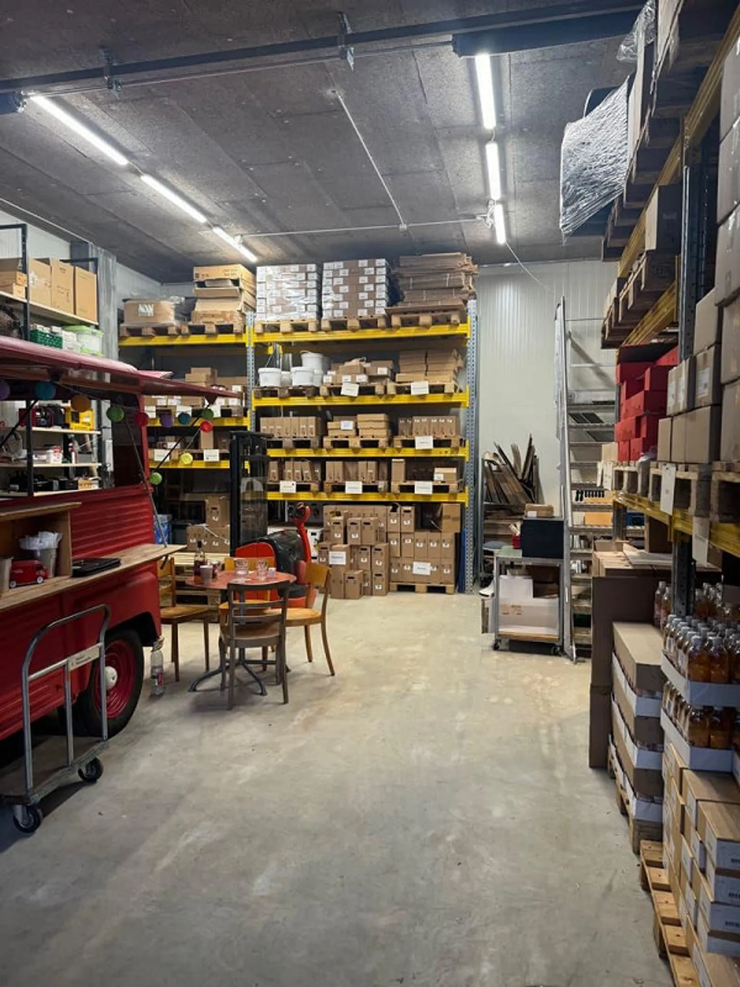 Commercial Space - Photo 2 of 5