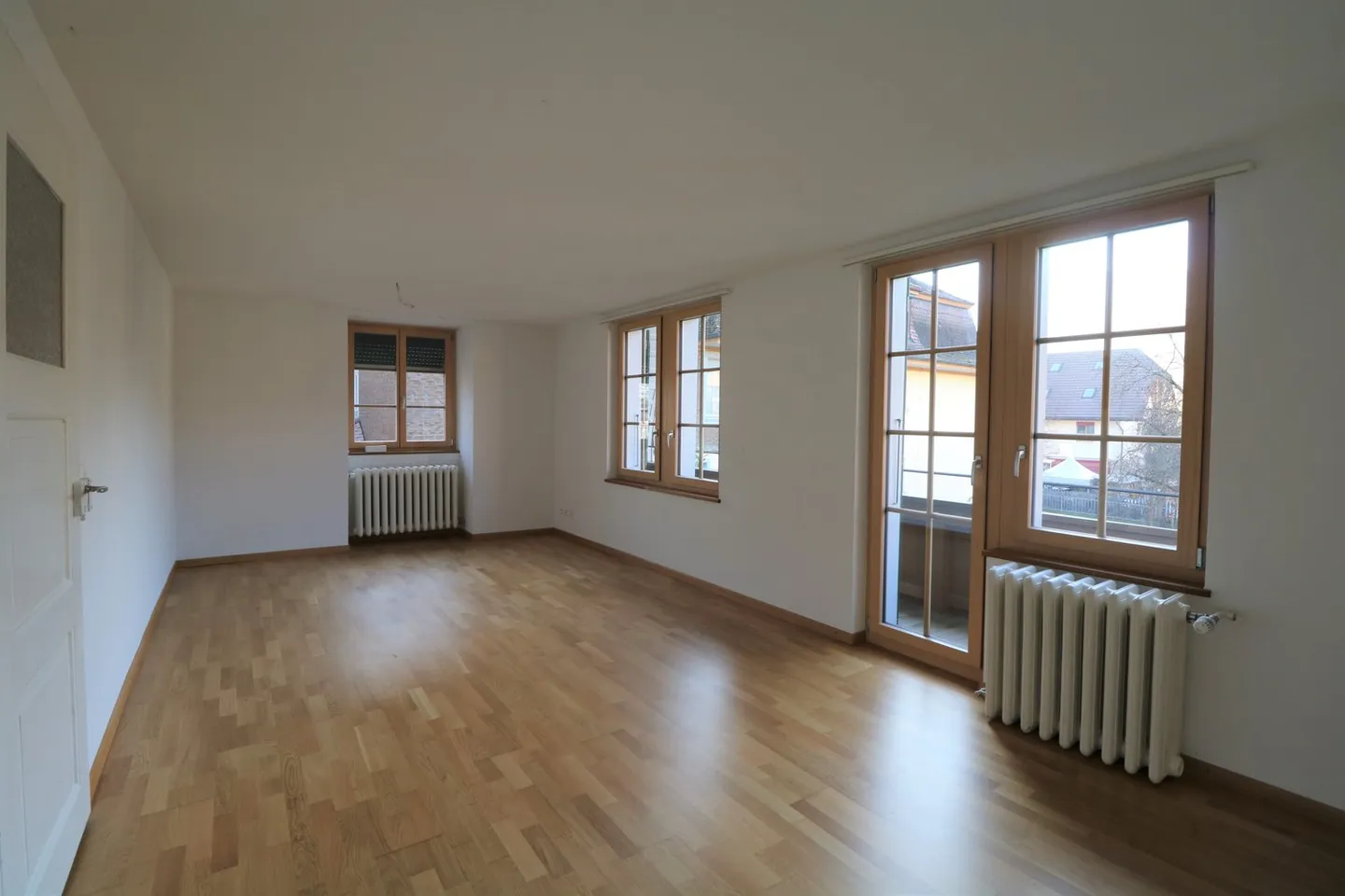 Appartement 4 pièces avec espace jardin partagé - Photo 2 sur 8