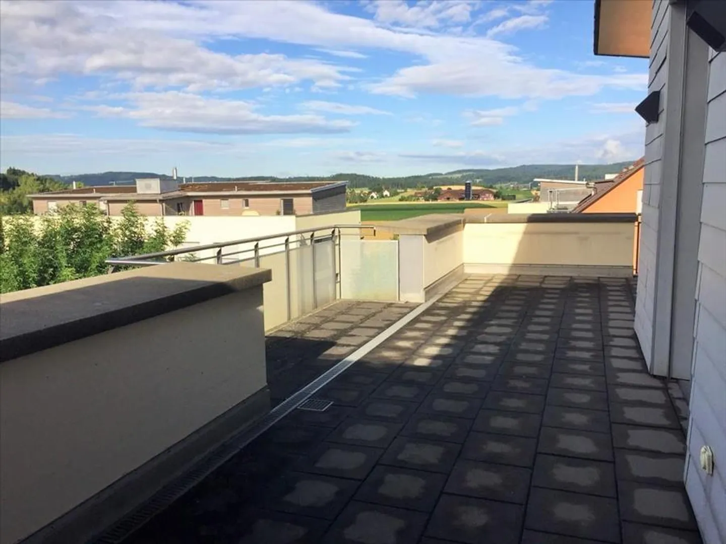 Modernes Apartment mit Terrassen - Foto 7 von 9
