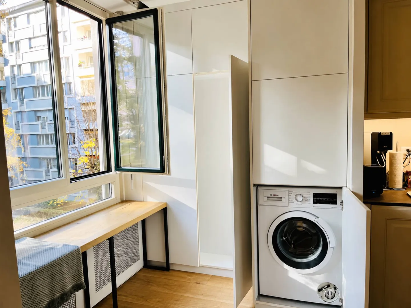 Exclusively: Elegant 3-room apartment renovated with balconies - Photo 12 of 12