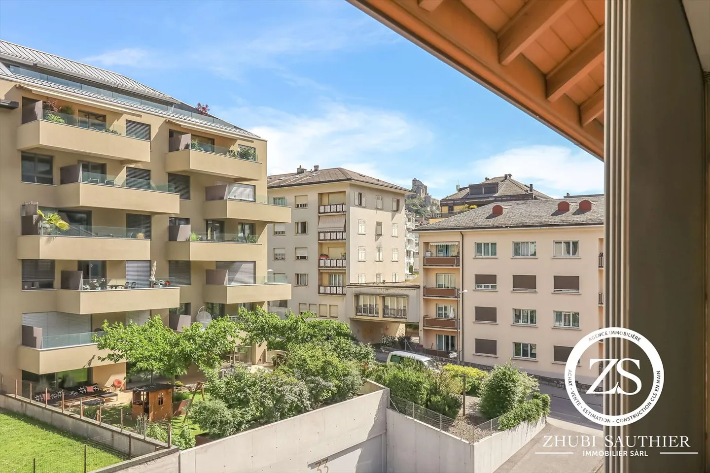 Appartamento ristrutturato di 4.5 locali nel centro di Sion - Foto 1 di 19