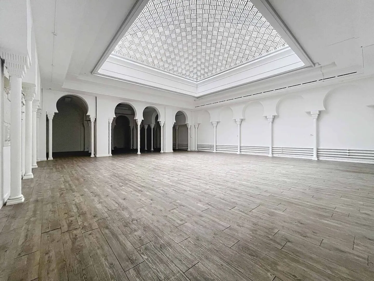 Große modulare Fläche im Herzen von Vevey - Ideal für spezialisierte Aktivitäten - Foto 2 von 12