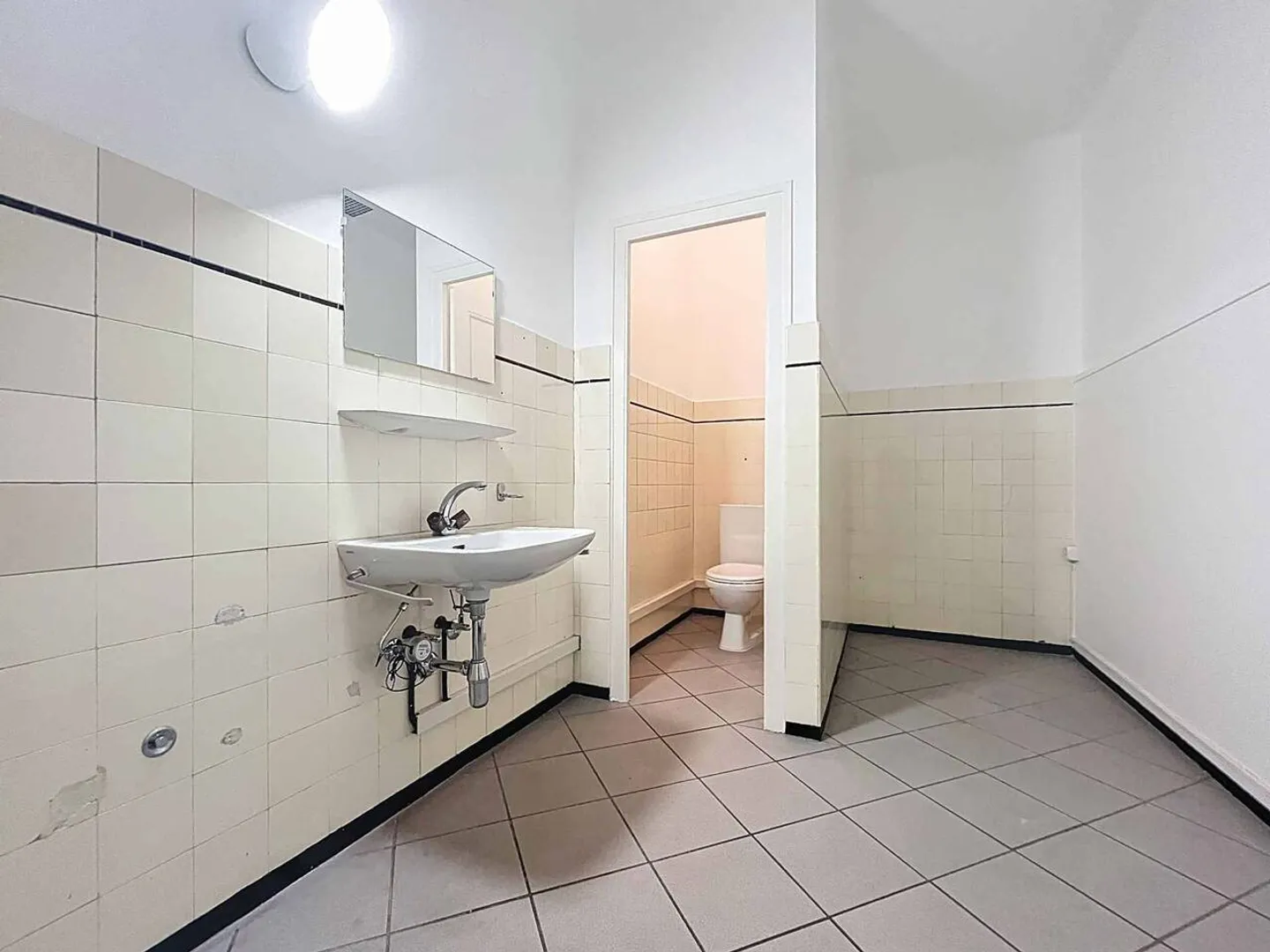 Große modulare Fläche im Herzen von Vevey - Ideal für spezialisierte Aktivitäten - Foto 8 von 12