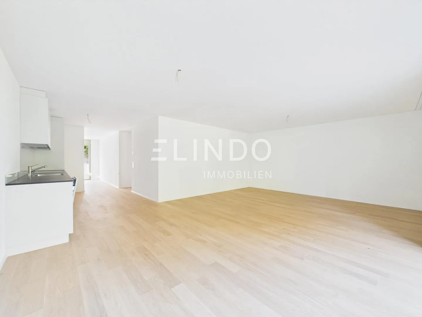 Bright 3.5-room apartment with terrace in Freienstein for rent - Photo 2 of 13